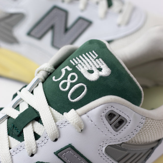 New Balance 580 White Nightwatch Green